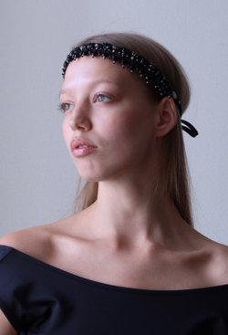 Ободок-чокер с черными каплями