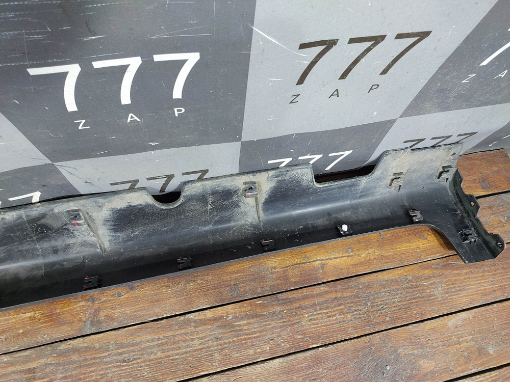 Накладка порога правого Kia Rio 4 X-Line 17-нв Б/У Оригинал 87754H0500