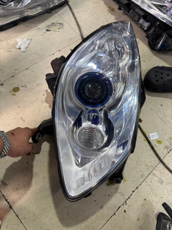 Оригинальная LED фара Buick Enclave