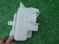 Бачок омывателя Geely Tugella (2019-2024)