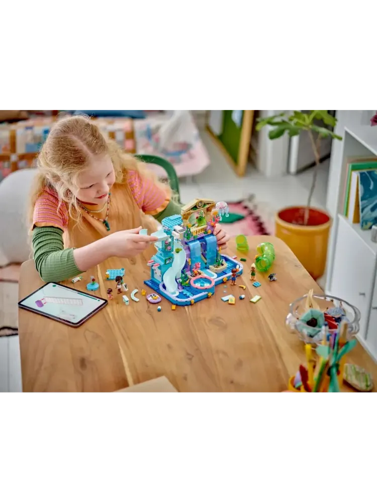 Конструктор Friends 42630 Аквапарк Хартлейк-Сити