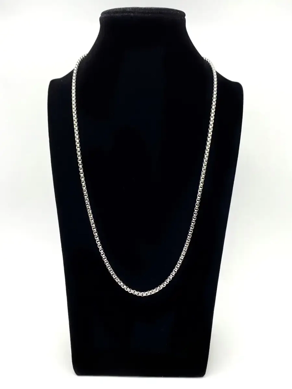 Длинная цепь тонкого плетения из стали