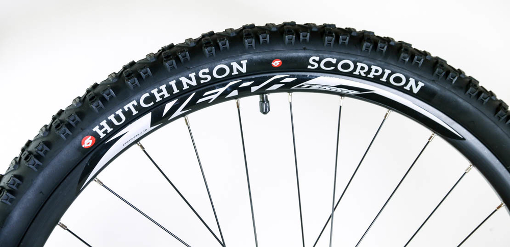 Новый Fuji Nevada 1.5  в разбор низкие цены распродажа скидки