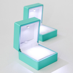 Ювелирный футляр «Северное сияние» для классических серёг