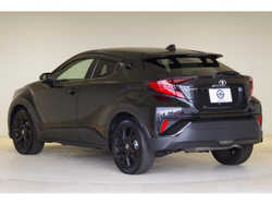 TOYOTA C - HR 2022 г.