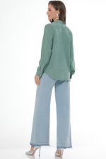 Рубашка из микровельвета с карманами зеленая DStrend (Акция)