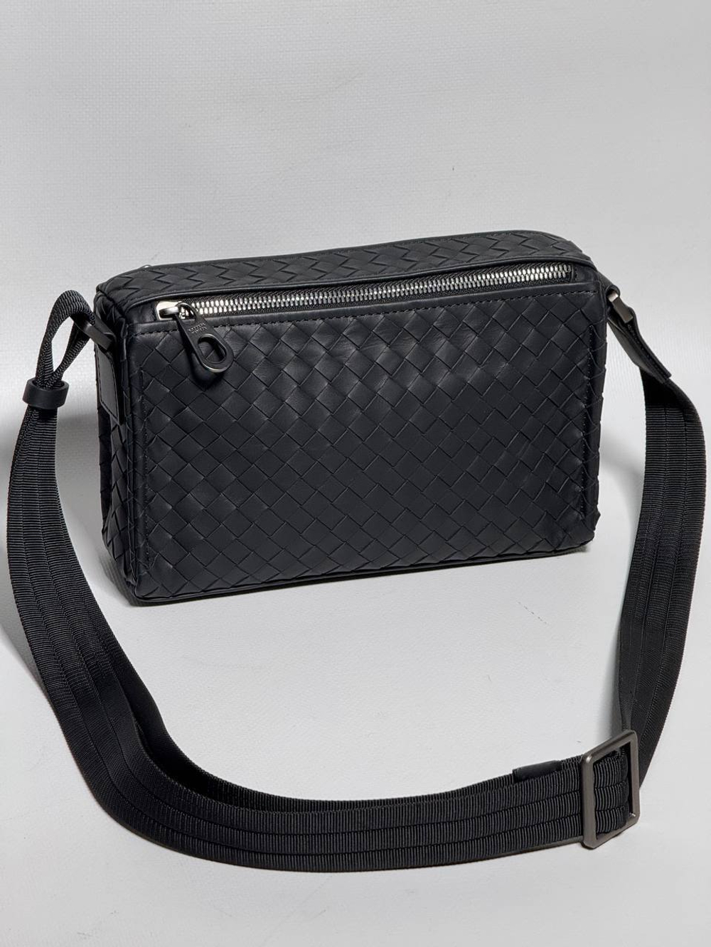 Сумка-мессенджер Bottega Veneta