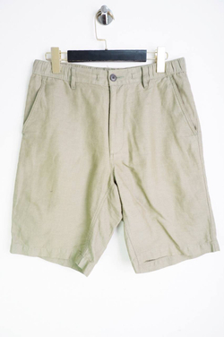 Шорты Uniqlo для городских прогулок, визуально на 46 размер