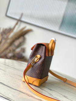 Louis Vuitton Steamer 15