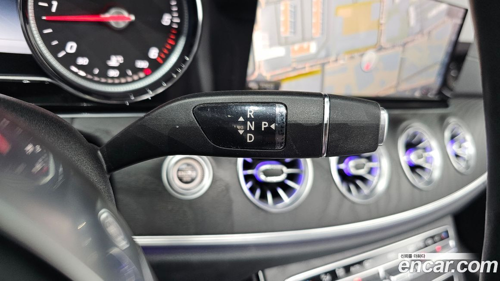 Mercedes-Benz E-Class W213 E220d Cabriolet (12.2019)