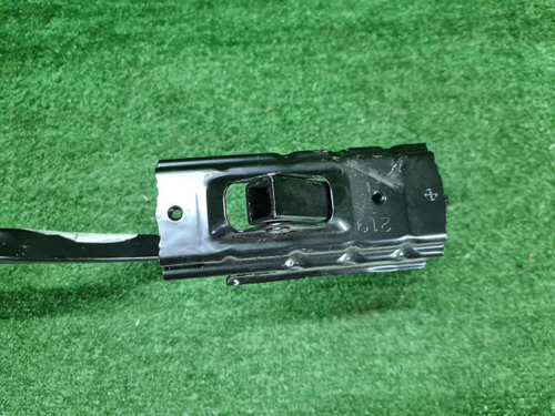 Петля крышки багажника правая Toyota Camry 7 XV50 (2014-2018)