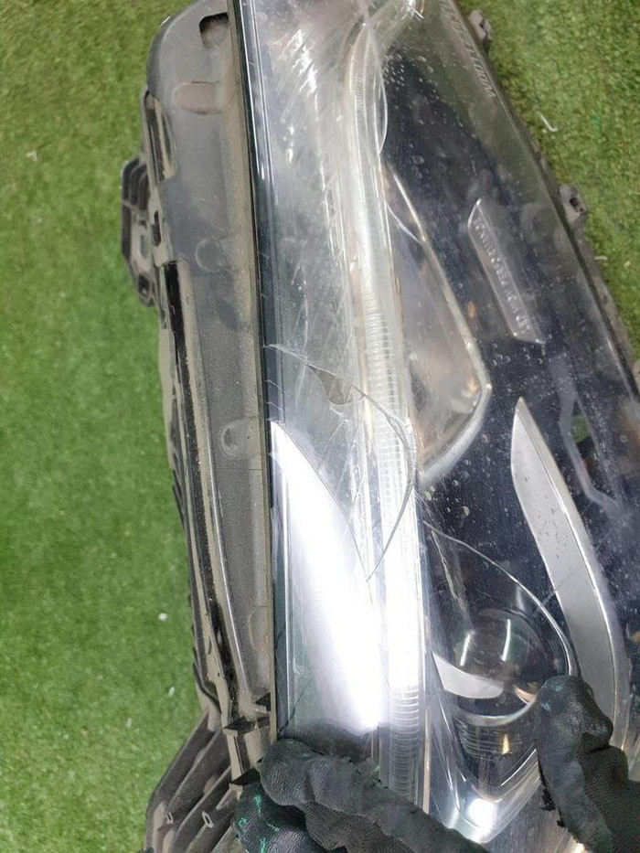 Фара правая Mercedes CLA C117 (2016-2019) LED