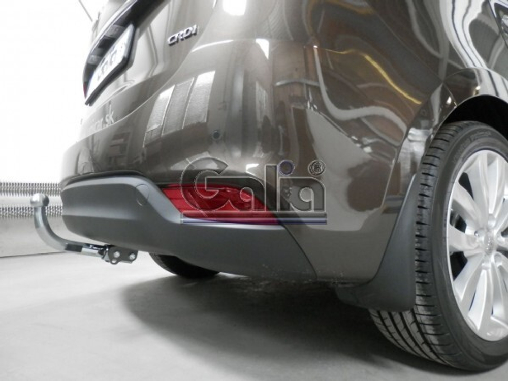 Фаркоп оцинкованный Galia K038A для Kia Carens 2013-(паспорт и сертификат в комплекте)(без электрики)