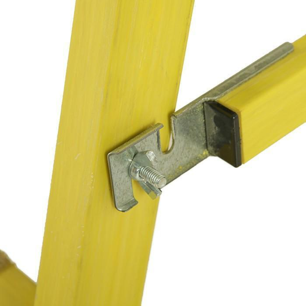 Стремянка стеклопластиковая с симметричной опорой ССС-1,5-Ф40П