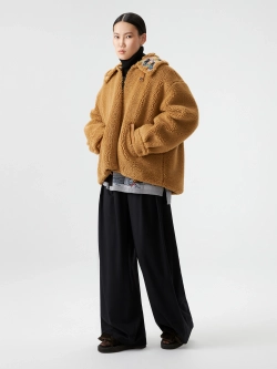 Куртка из искусственного меха с вышивкой OLA OLA