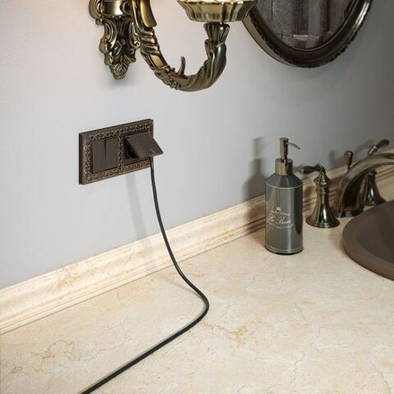 Накладка для розетки IP44 с крышкой бронзовый