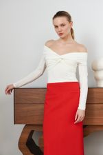 ТОП-БОДИ С ОТКРЫТЫМИ ПЛЕЧАМИ, МОЛОЧНЫЙ