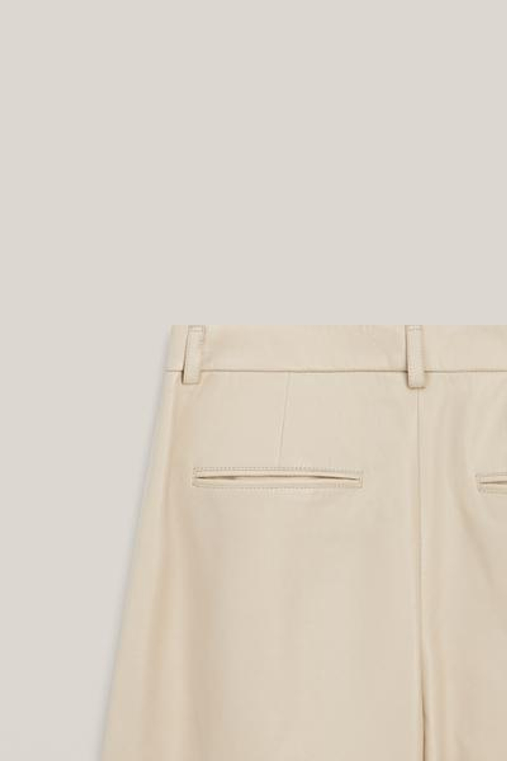 Massimo Dutti Длинные бермуды из кожи наппа - Limited Edition, бежевый