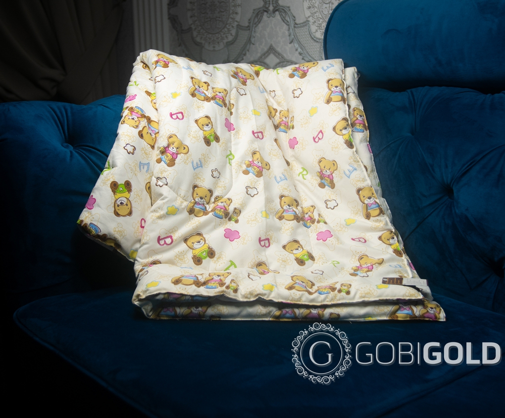 Детское одеяло стеганое из 100% верблюжьего пуха 110х140 см. (GOBI SUN) - мишки
