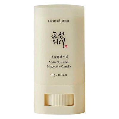 Матирующий солнцезащитный стик Beauty of Joseon Matte Sun Stick Mugwort+Camelia SPF 50+ PA++++