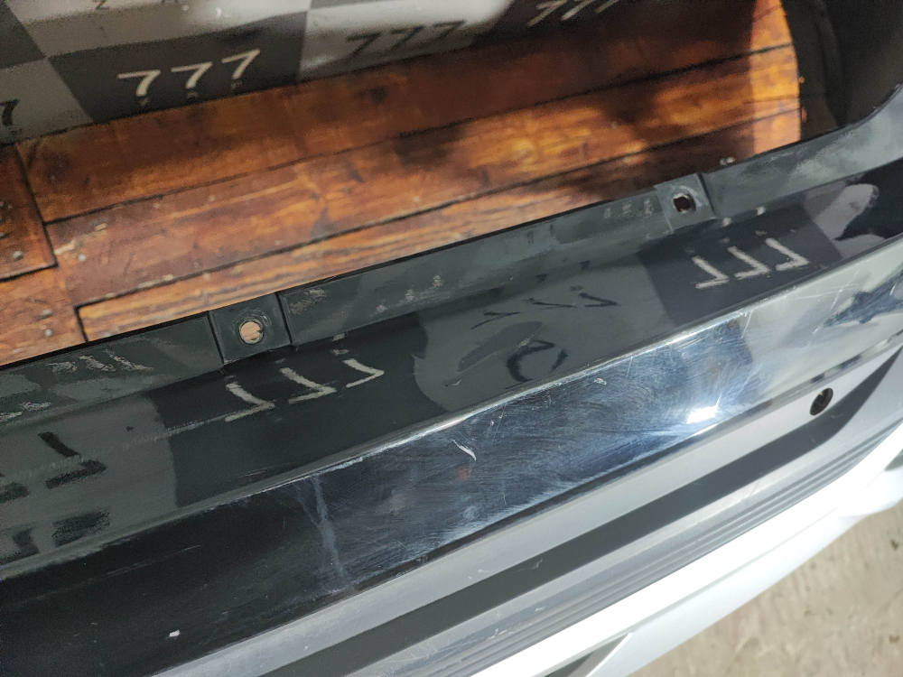 Бампер задний LADA Vesta Cross 22-нв Б/У Оригинал 8450040067