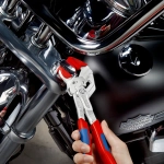 Клещи переставные-гаечный ключ хромированные 250 мм Knipex 86 05 250 SB