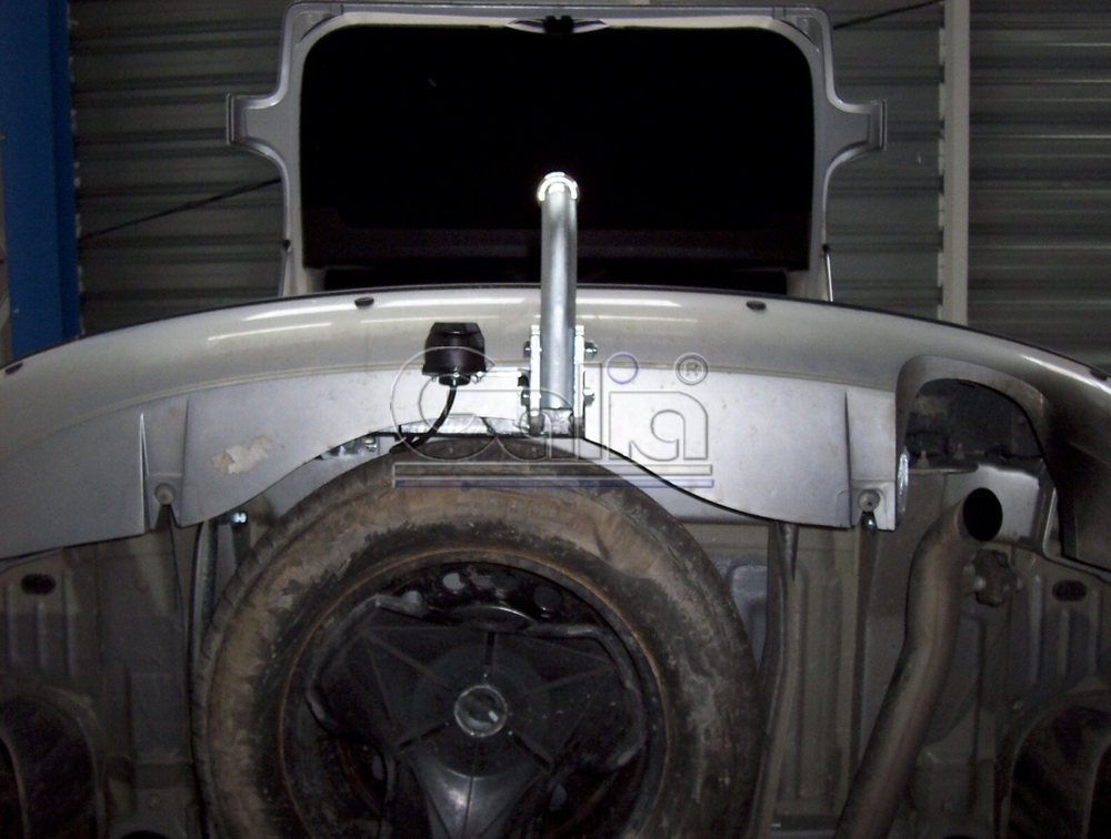 Фаркоп оцинкованный Galia C031A для Citroen C8 2002-2010, FIAT Ulysse 2002-2010, Lancia Phedra 2002-2010, Peugeot 807 2002-2010(паспорт и сертификат в комплекте)(без электрики)