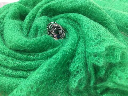 Оренбургский пуховый платок-паутинка А80-12 зеленый