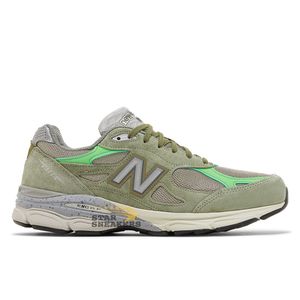 New Balance 990
