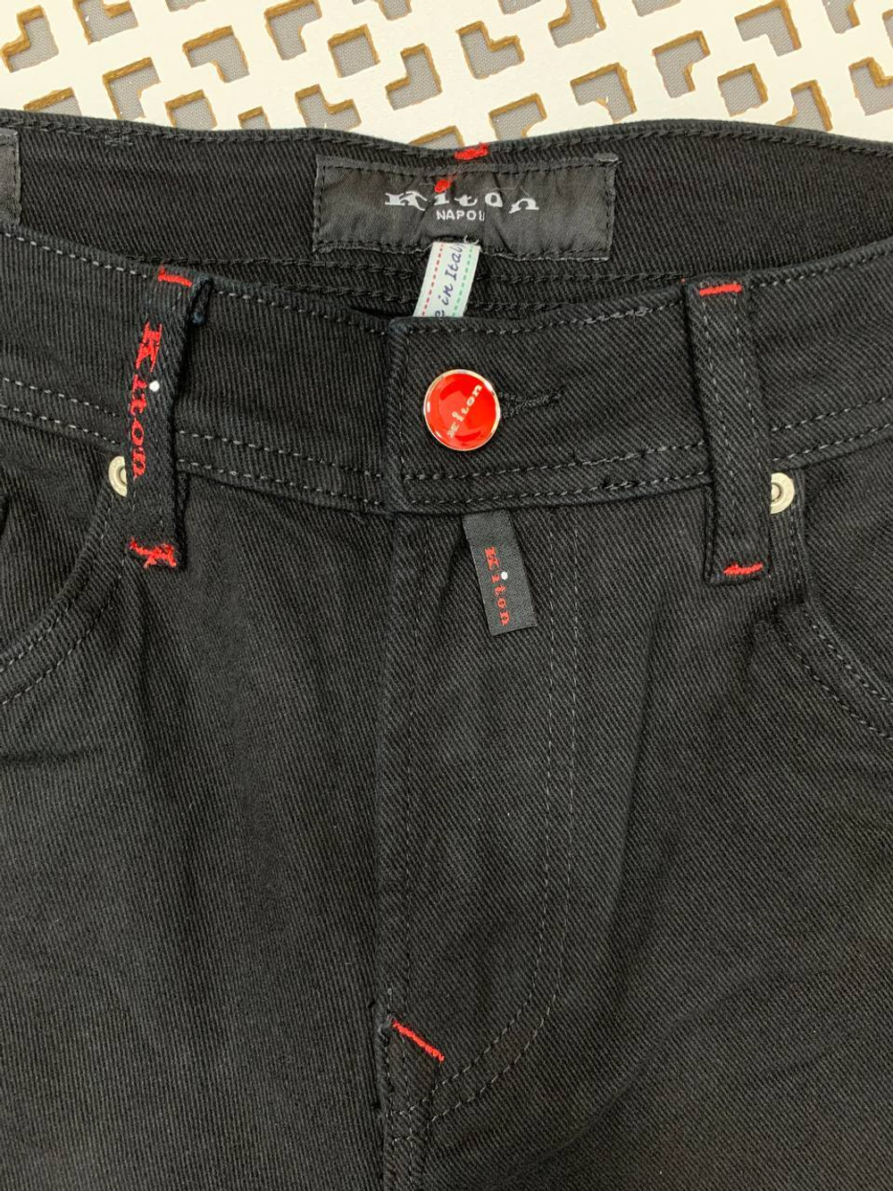 Джинсы Kiton