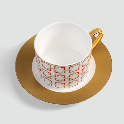 Чайная пара Farforite «Сигнум золотой» 250 мл в подарочной коробке