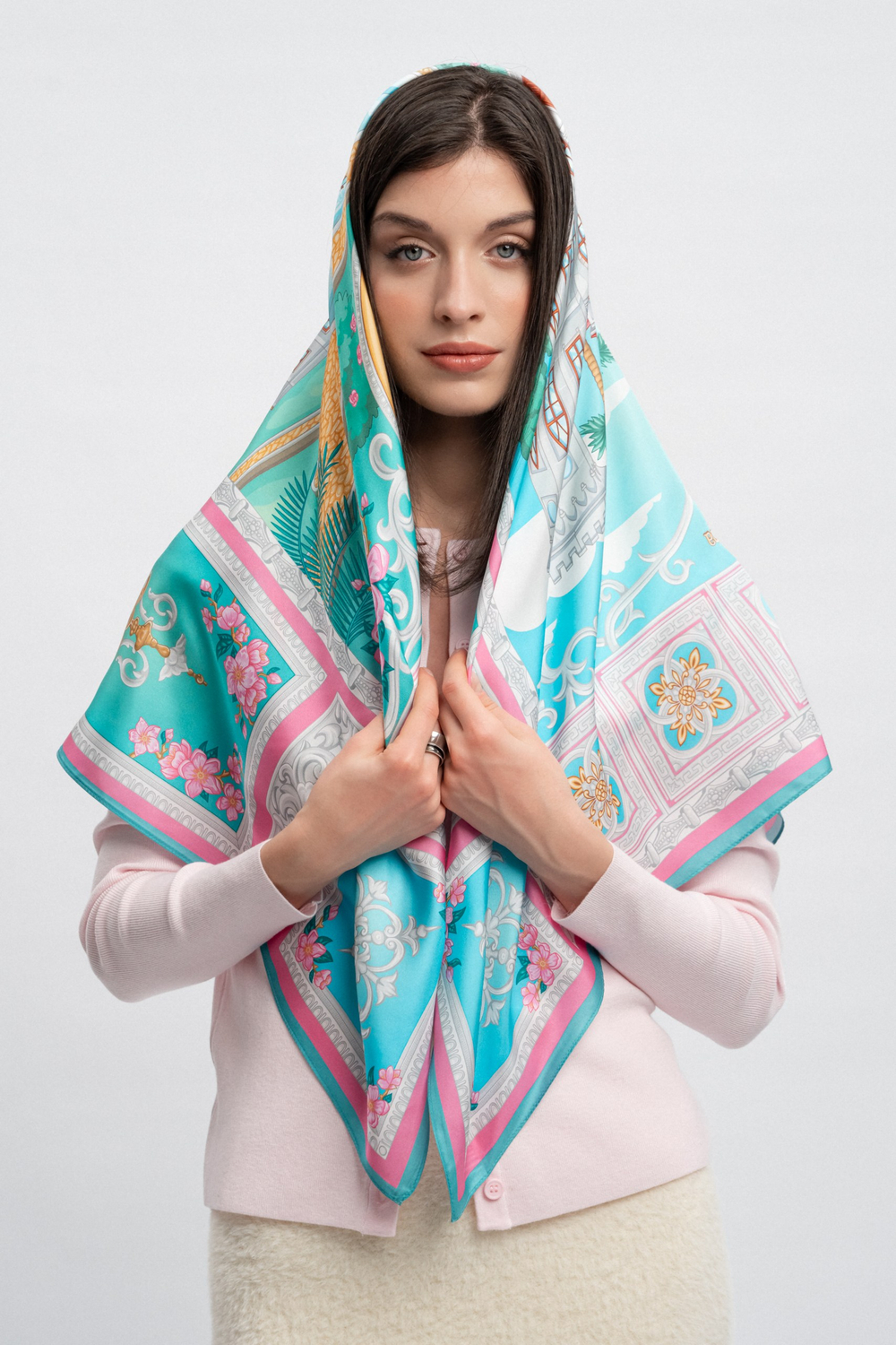 Платок «Романтическая Александрия» 100% шёлк, голубой