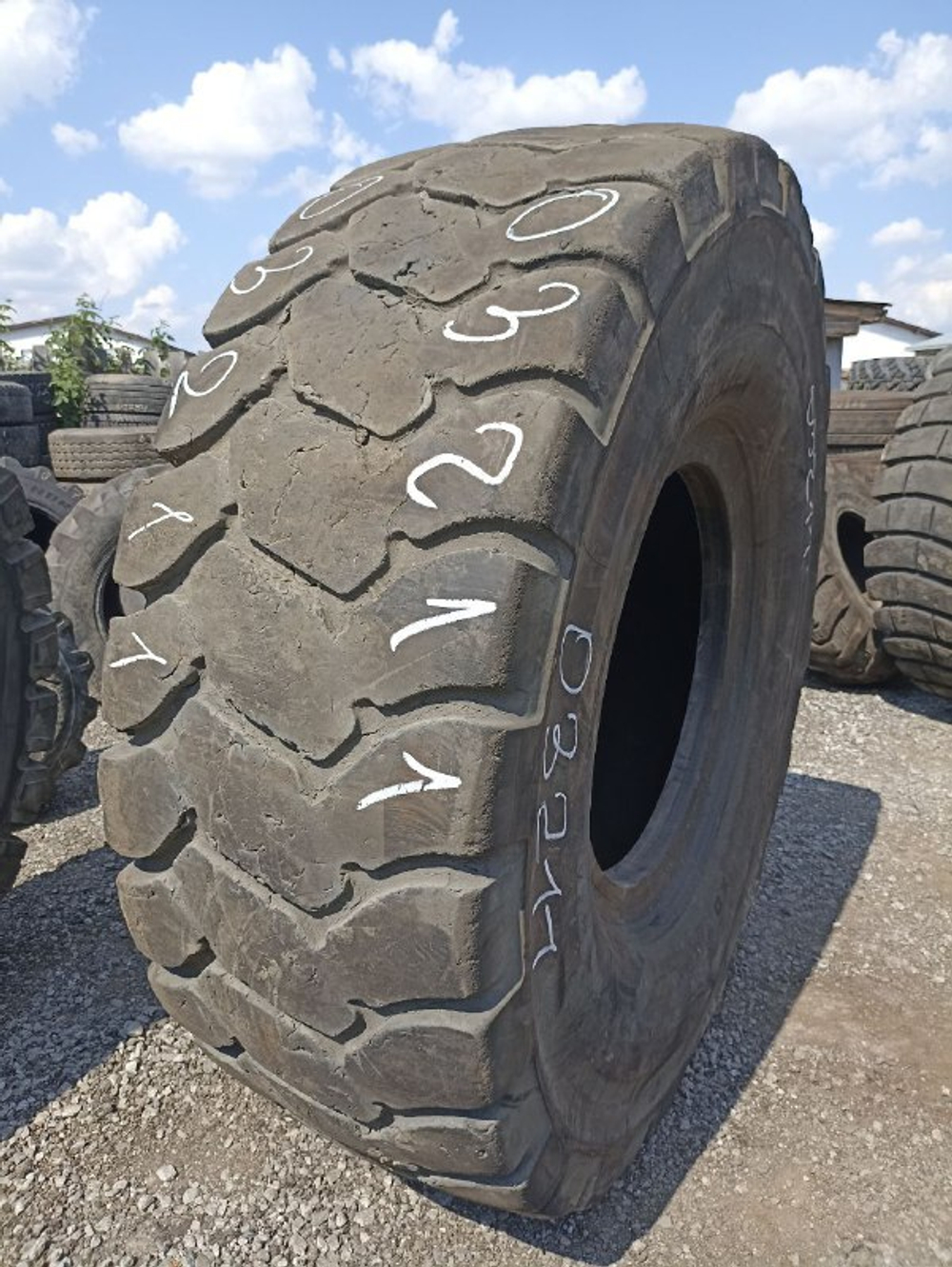 24.00R35 Michelin XDT шина б/у