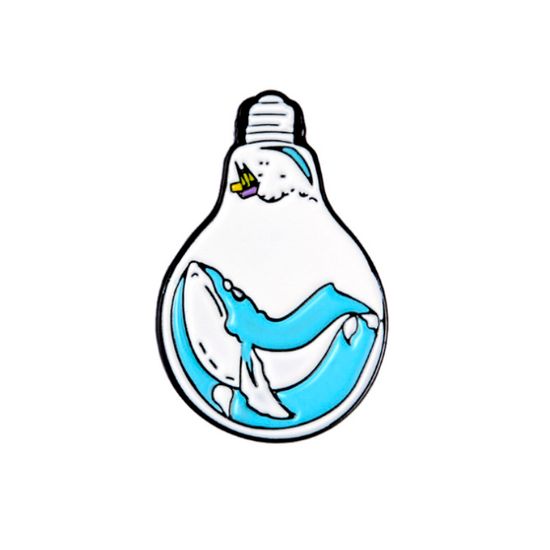 Значок металлический на одежду/Пин. Whale