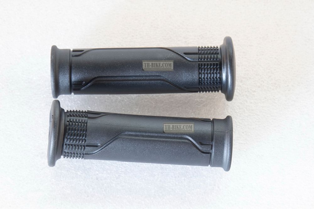 Grips set, (53140-KYJ-900 / 53166-KYJ-900 copy). Aftermarket. 1 Pair