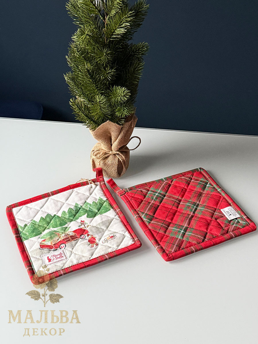 Прихватка "Рождественская открытка" 18x18см