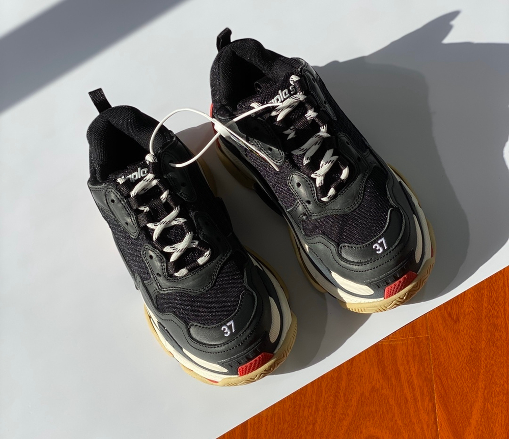Balenciaga Triple S