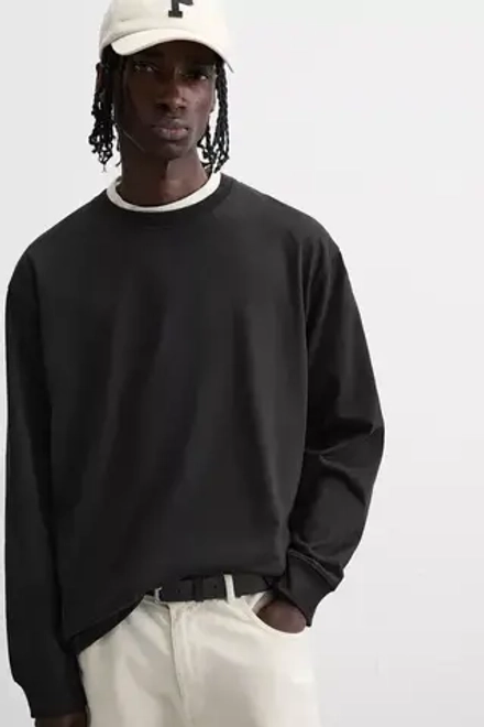 ZARA БАЗОВАЯ ФУТБОЛКА С ДЛИННЫМИ РУКАВАМИ, ЧЕРНЫЙ