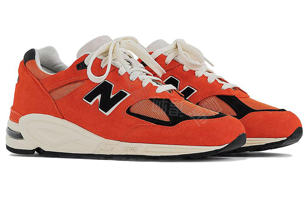 Кроссовки New Balance Nb 990 V2 Marigold