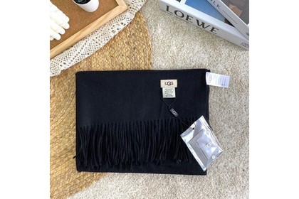 Шарф/Палантин UGG Черный