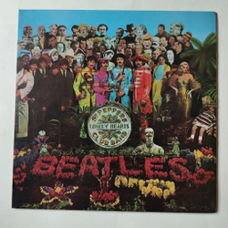 Винтажная виниловая пластинка LP The Beatles Sgt. Pepper Lonely Hearts Club Band (Japan 1969) (No Obi) (Red Wax Vinyl)