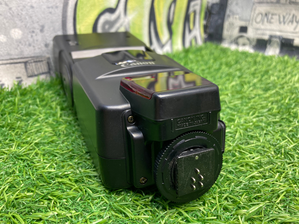 Canon Speedlite 550EX