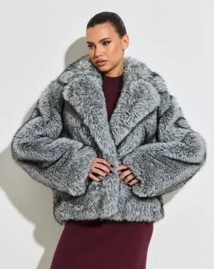 Шуба 50344603 Fabrika