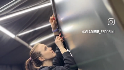 Volkswagen в виниловую пленку Carbins Military Green TC-12c