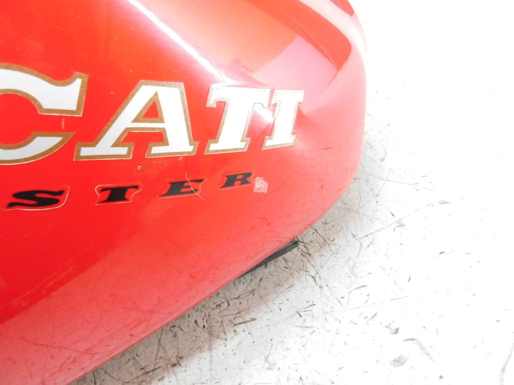 Бак топливный Ducati Monster 400.