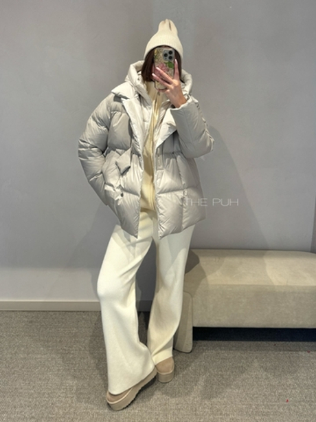 Серый пуховик со съемной манишкой-капюшоном