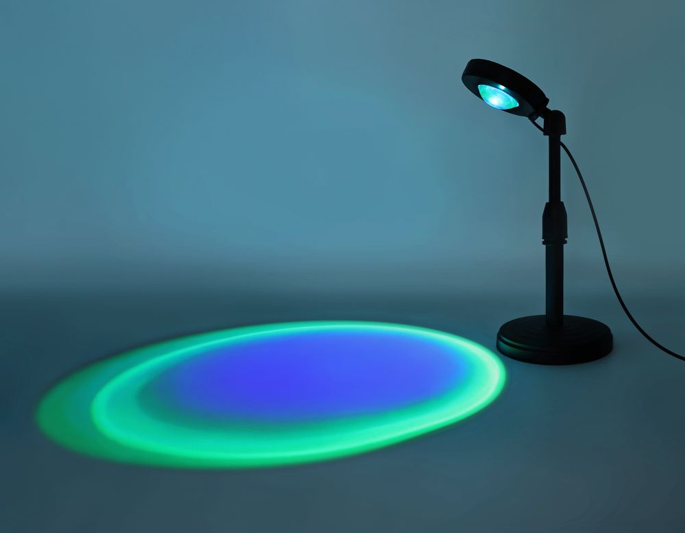 Ambrella Атмосферная светодиодная настольная лампа с пультом Desk DE8385