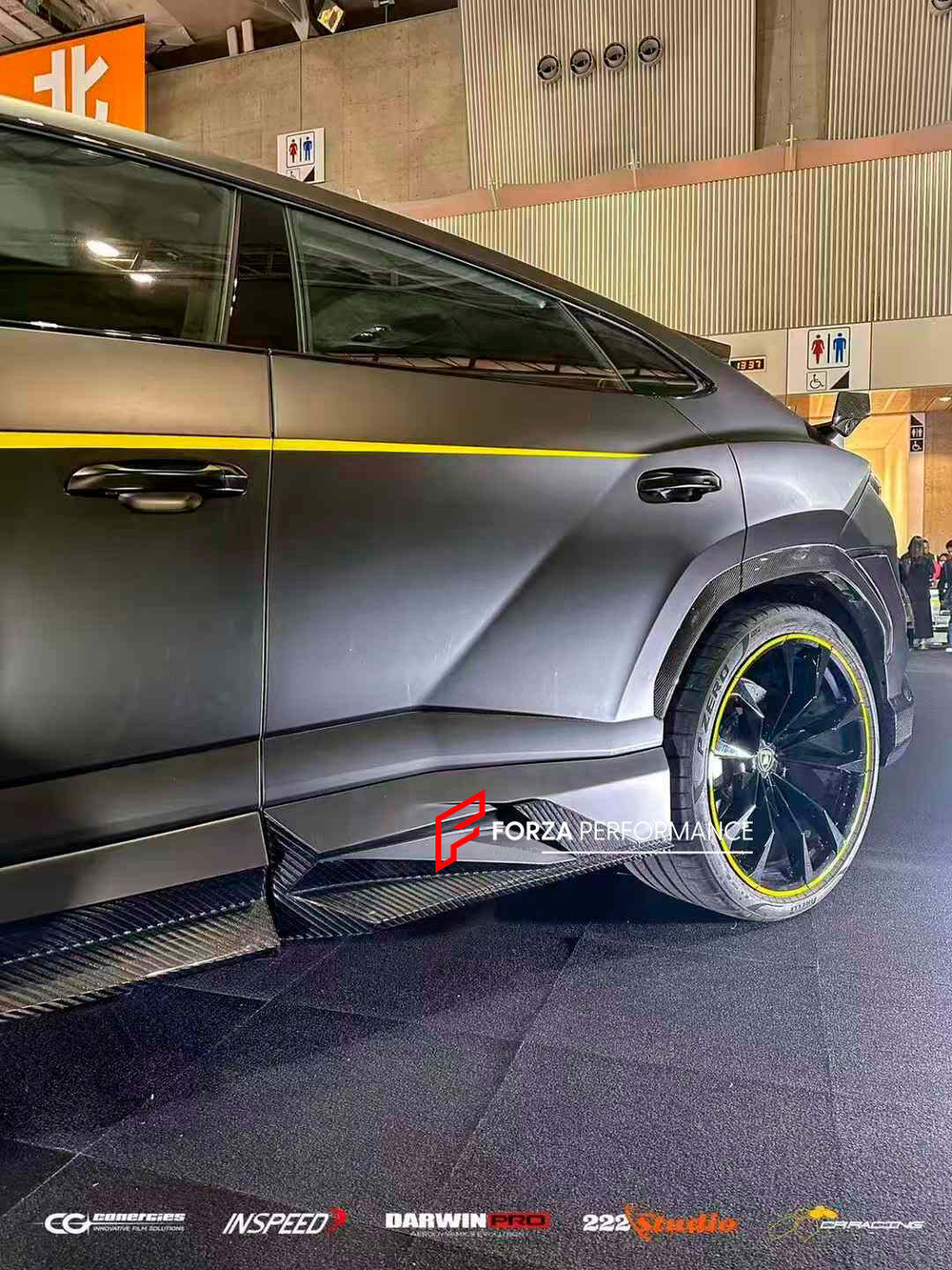 Карбоновый обвес для Lamborghini Urus 2018+ Ламборгини Урус