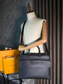 Сумка- портфель Louis Vuitton