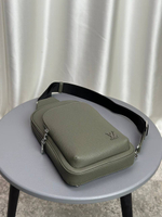Сумка-слинг Louis Vuitton, арт. 477576178